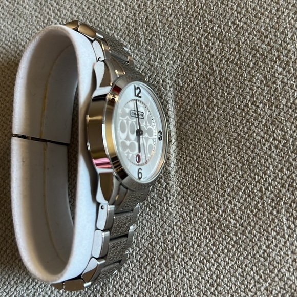 EUC Coach Silver Signature Link Stainless Steel Band Watch - Picture 10 of 16